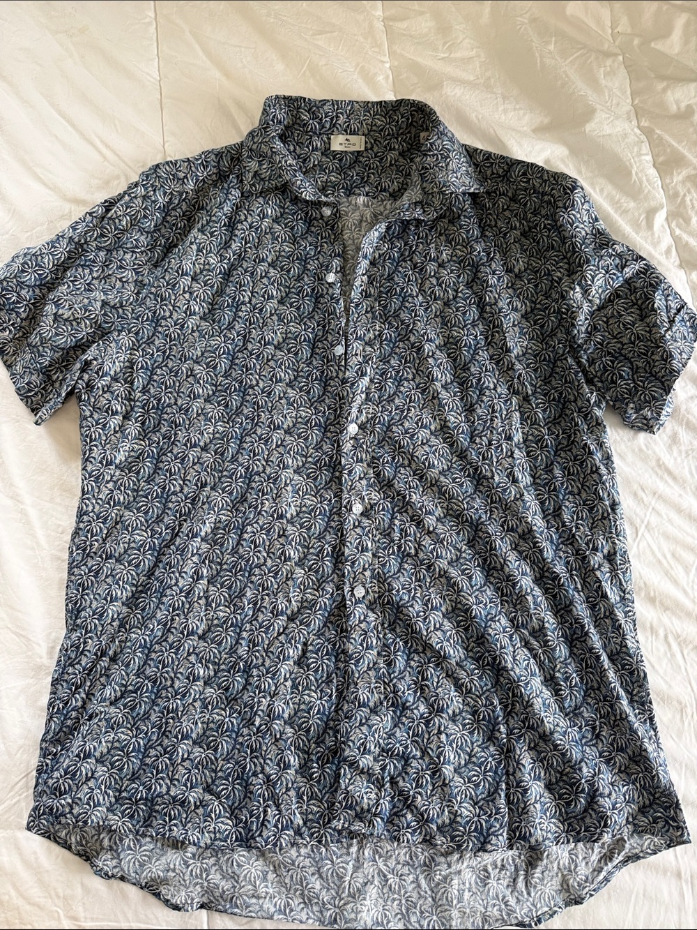Etro Men's Navy and White Short-Sleeve Button-Down Shirt